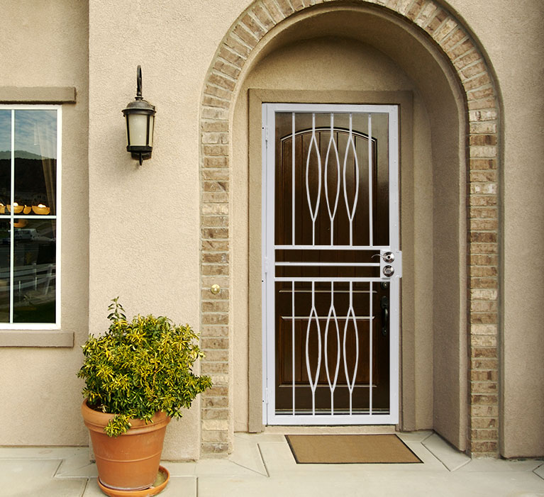 LARSON Storm Doors Security Storm Doors
